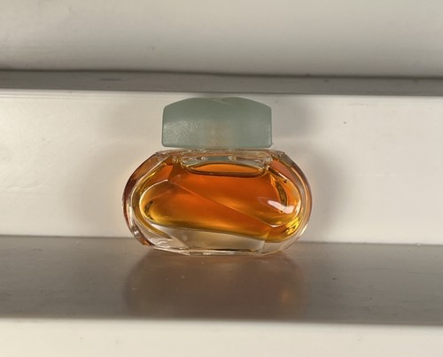 New vintage knowing estee - new,